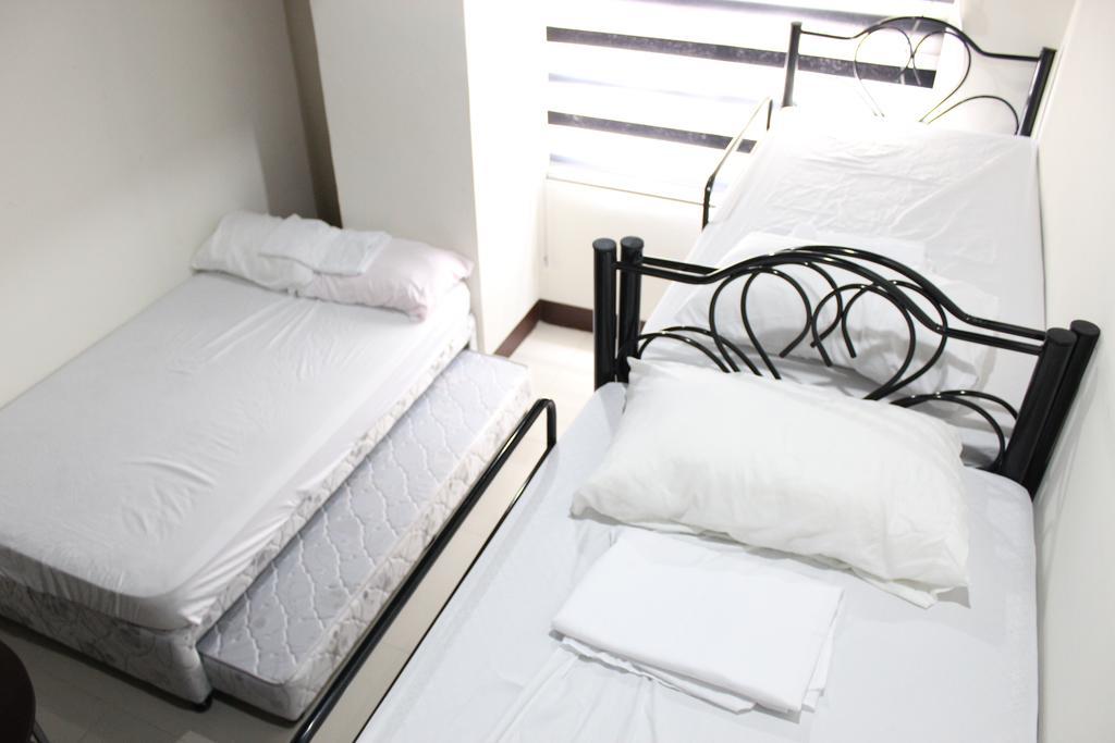 Feel Great Stay Condotels - San Marino Cebu Εξωτερικό φωτογραφία