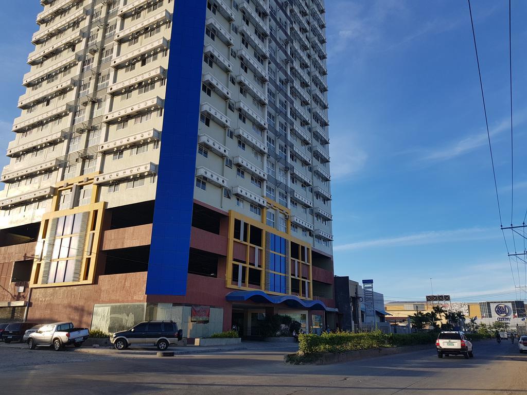 Feel Great Stay Condotels - San Marino Cebu Εξωτερικό φωτογραφία