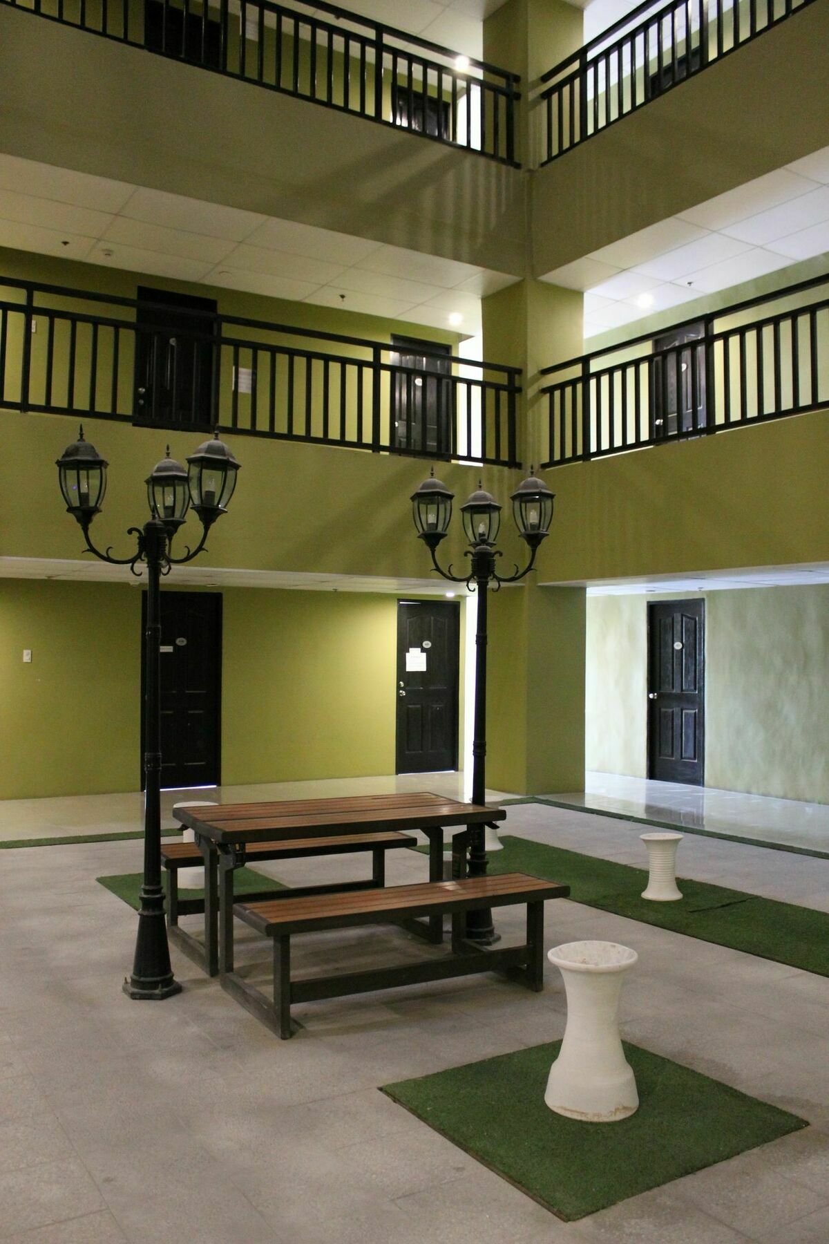 Feel Great Stay Condotels - San Marino Cebu Εξωτερικό φωτογραφία