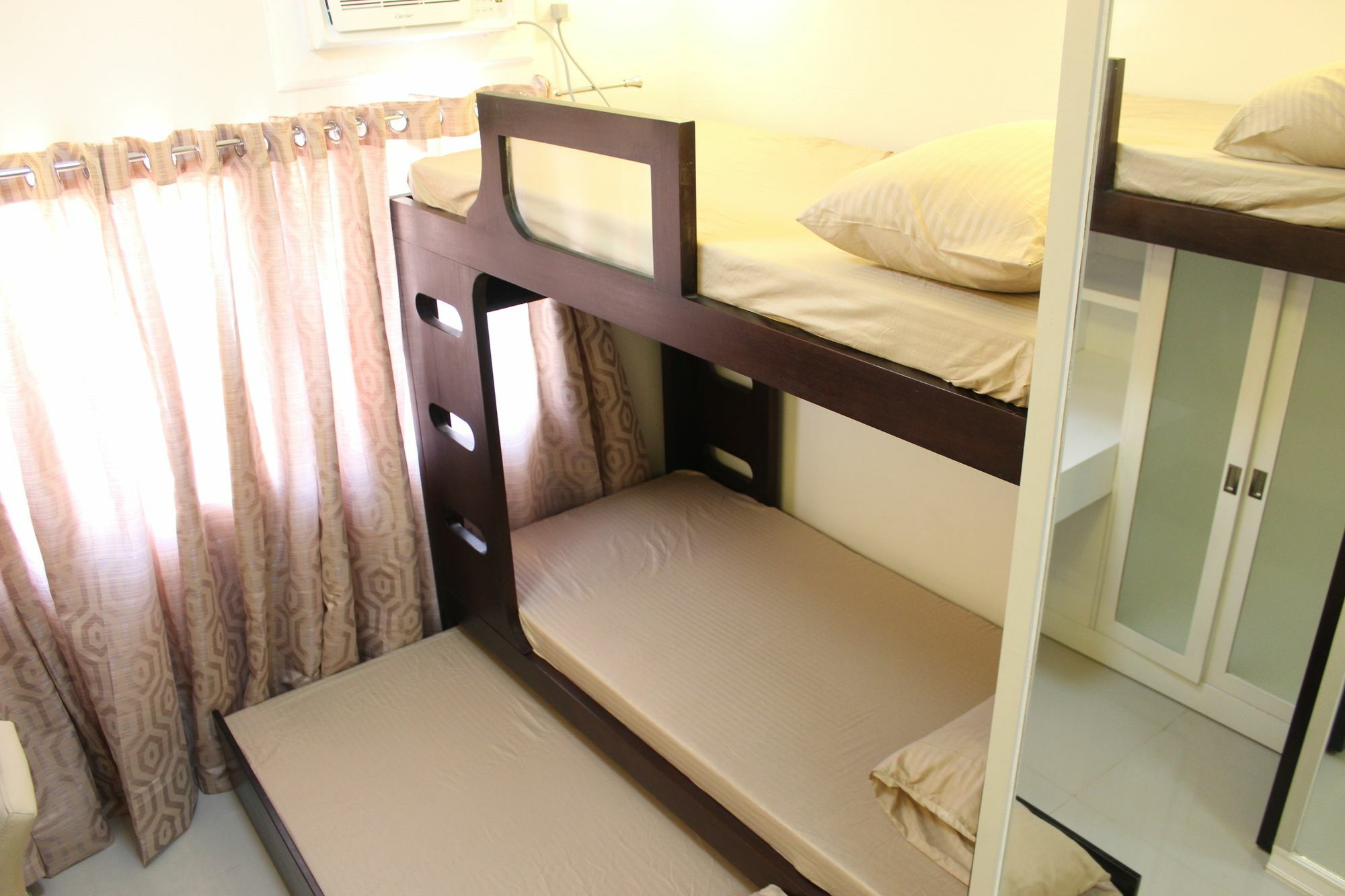 Feel Great Stay Condotels - San Marino Cebu Εξωτερικό φωτογραφία